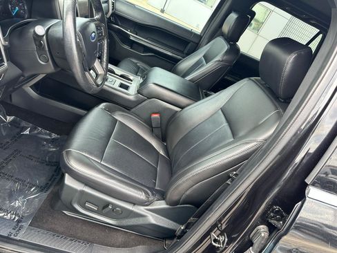 Used 2020 Ford Expedition XLT w/ Equipment Group 202A RWD image 22