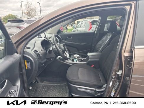 Used 2011 Kia Sportage LX FWD image 8