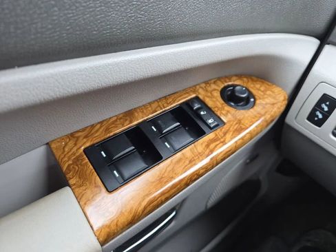 Used 2008 Jeep Grand Cherokee Limited w/ Trailer Tow Group IV image 27