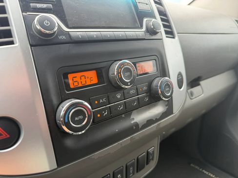 Used 2016 Nissan Frontier SV w/ SV Value Truck Package RWD image 15