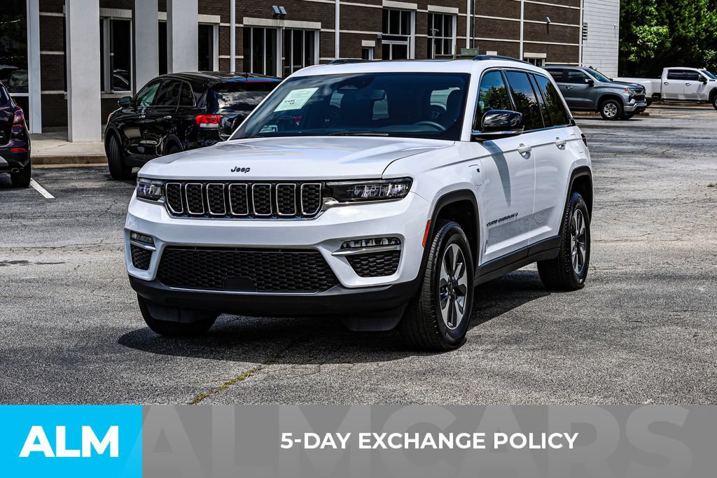 Used 2024 Jeep Grand Cherokee Limited 4xe AWD/4WD image 3