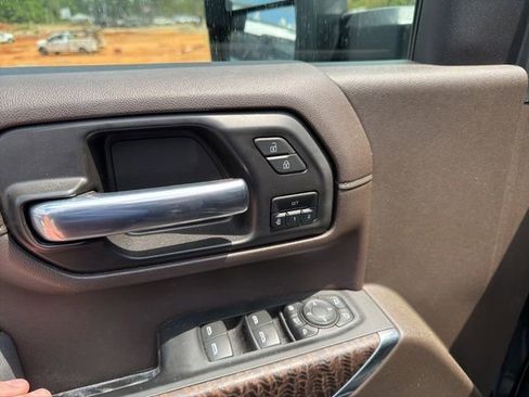 Used 2023 GMC Sierra 2500 Denali w/ Denali Ultimate Package AWD/4WD image 5