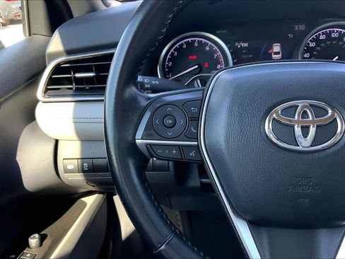 Used 2024 Toyota Camry XLE image 22