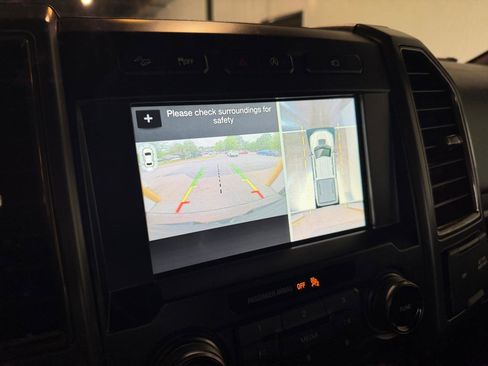 Used 2017 Ford F150 Raptor w/ Equipment Group 802A Luxury image 17