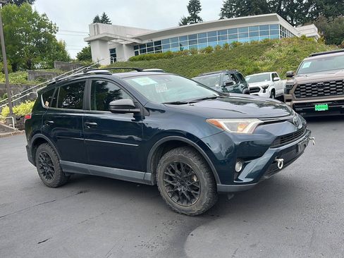 Used 2018 Toyota RAV4 LE w/ All Weather Liner Package AWD/4WD image 5