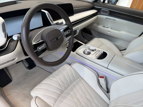 Used 2025 Genesis G90 3.5T AWD/4WD image 15