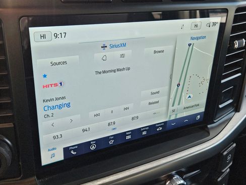 Used 2023 Ford F150 Lariat w/ Trailer Tow Package image 25