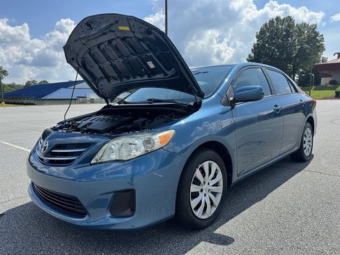 Used 2013 Toyota Corolla LE FWD image 51