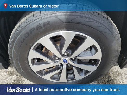 Certified 2024 Subaru Outback Premium AWD/4WD image 9