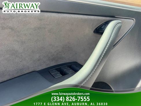 Used 2024 Tesla Model Y Long Range AWD/4WD image 15