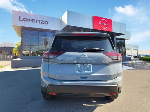 New 2026 Nissan Rogue SV image 5