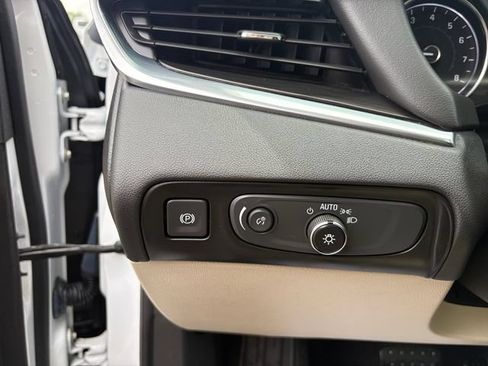 Used 2024 Chevrolet Blazer EV LT AWD/4WD image 22