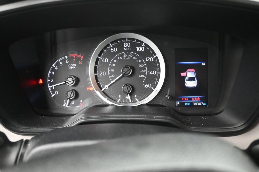 Used 2021 Toyota Corolla LE FWD image 11