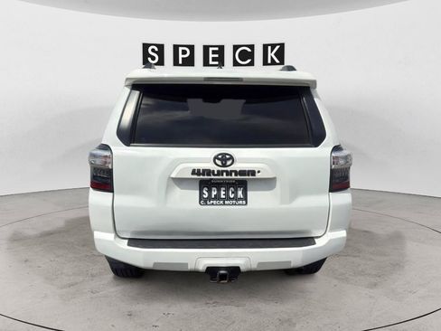 Used 2021 Toyota 4Runner SR5 AWD/4WD image 4
