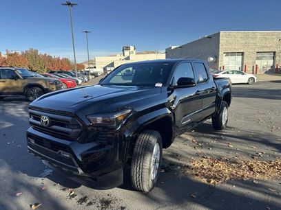 New 2025 Toyota Tacoma SR5