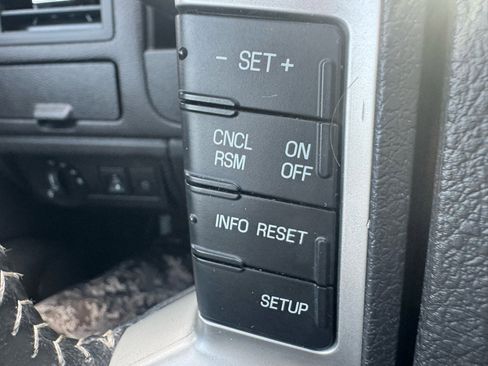 Used 2011 Ford Fusion SE w/ Sport Appearance Pkg image 17