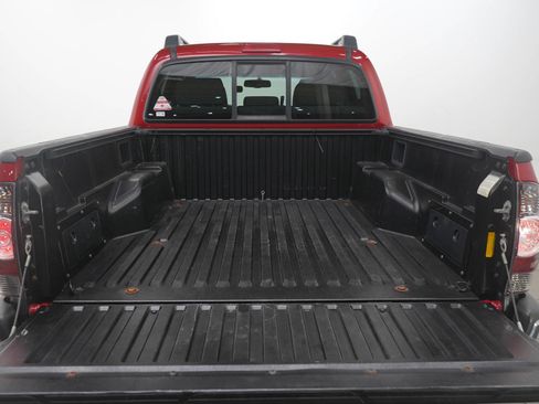 Used 2011 Toyota Tacoma 4x4 Double Cab w/ SR5 Pkg #2 image 11