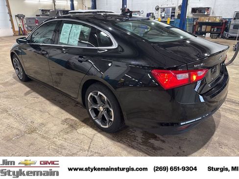 Used 2024 Chevrolet Malibu LT FWD image 6
