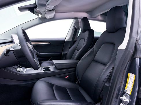 Used 2023 Tesla Model 3 Standard Range RWD image 19