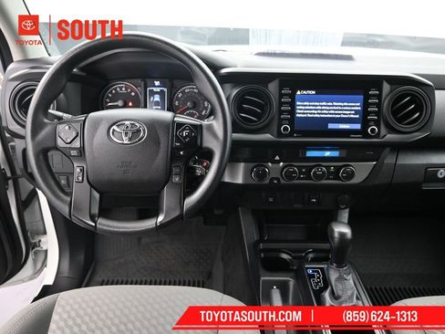 Used 2022 Toyota Tacoma SR image 11