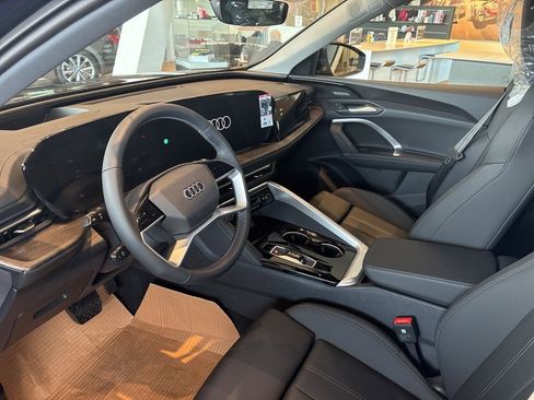 New 2025 Audi Q5 Premium Plus image 8