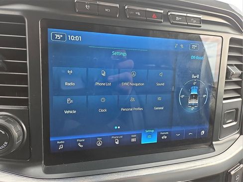 Used 2022 Ford F150 Lariat w/ Equipment Group 502A High image 12