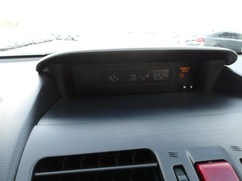 Used 2012 Subaru Impreza 2.0i Premium image 19