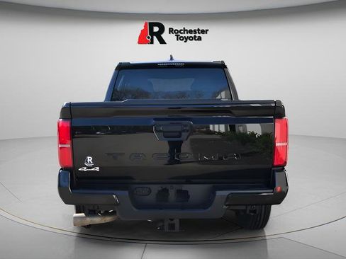 Used 2024 Toyota Tacoma SR5 AWD/4WD image 7