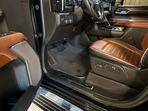 Used 2024 GMC Sierra 2500 Denali Ultimate w/ Max Trailering Package image 32