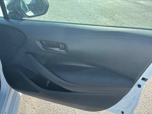 Used 2024 Toyota Corolla LE FWD image 28