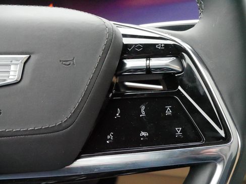 New 2025 Cadillac Escalade IQ Sport 2 w/ LPO, ONYX Package image 21