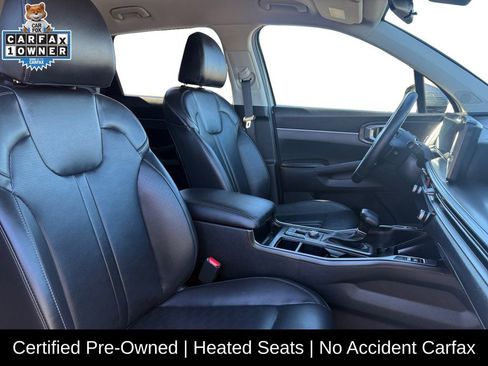 Certified 2024 Kia Sorento S image 15