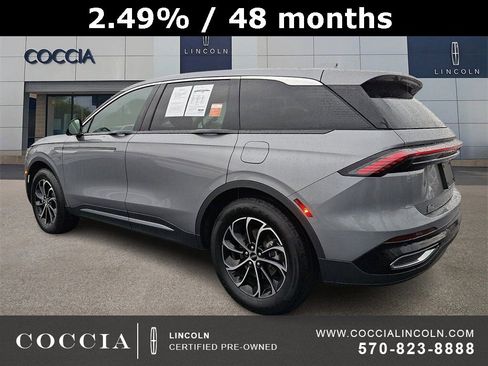 Certified 2025 Lincoln Nautilus Premier w/ Equipment Group 102A image 6