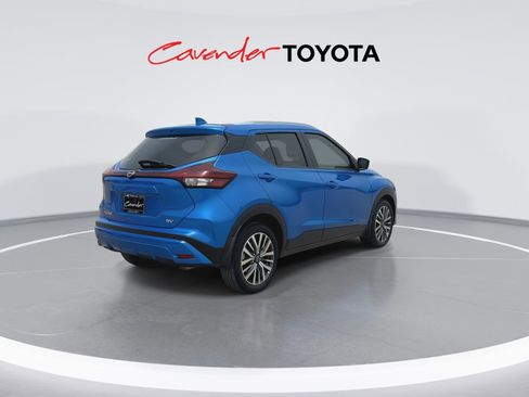 Used 2024 Nissan Kicks SV FWD image 8