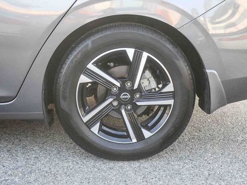 Used 2024 Nissan Sentra SV image 10