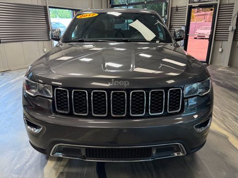 Used 2017 Jeep Grand Cherokee Limited AWD/4WD image 37