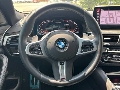 Used 2023 BMW M550i xDrive w/ Executive Package AWD/4WD image 22