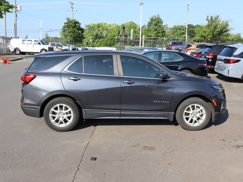 Used 2023 Chevrolet Equinox LT FWD image 22