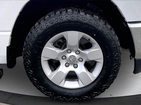 Used 2021 RAM 1500 Big Horn image 34