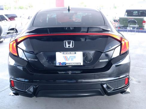 Used 2016 Honda Civic Touring image 8