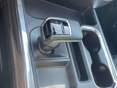 Used 2026 Chevrolet Silverado 1500 LT Trail Boss w/ LT Trail Boss Premium Package AWD/4WD image 21