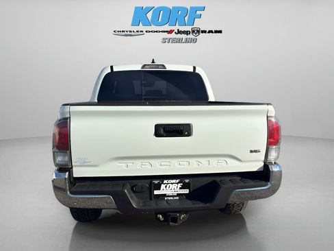 Used 2023 Toyota Tacoma TRD Off-Road image 8