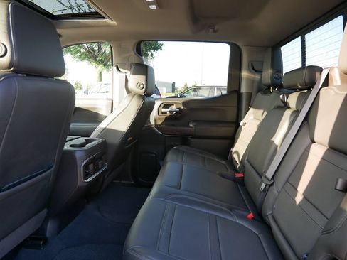 Used 2022 GMC Sierra 1500 Denali w/ Denali Premium Package AWD/4WD image 10