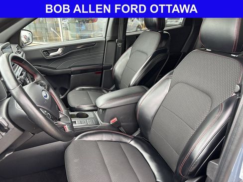 Used 2024 Ford Escape ST-Line AWD/4WD image 9