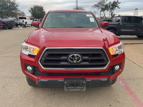 Used 2022 Toyota Tacoma SR5 image 2