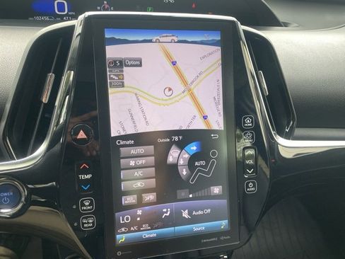 Used 2020 Toyota Prius Prime XLE image 3