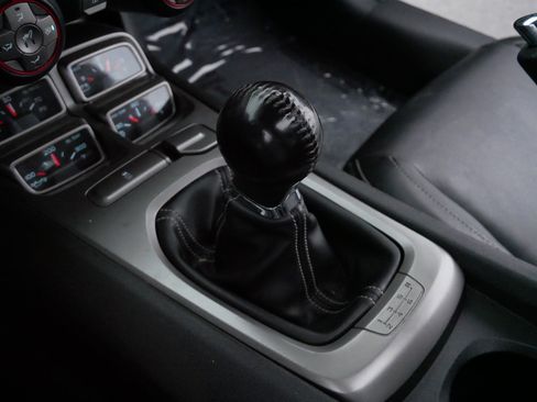 Used 2010 Chevrolet Camaro SS w/ RS Package image 23