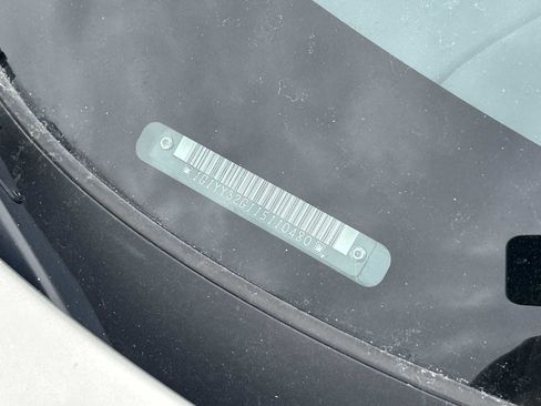 Used 2001 Chevrolet Corvette Convertible w/ Preferred Equipment Group2 image 27