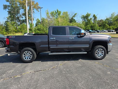Used 2015 Chevrolet Silverado 2500 LTZ w/ Duramax Plus Package AWD/4WD image 3