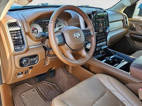 Used 2019 RAM 1500 Limited AWD/4WD image 9